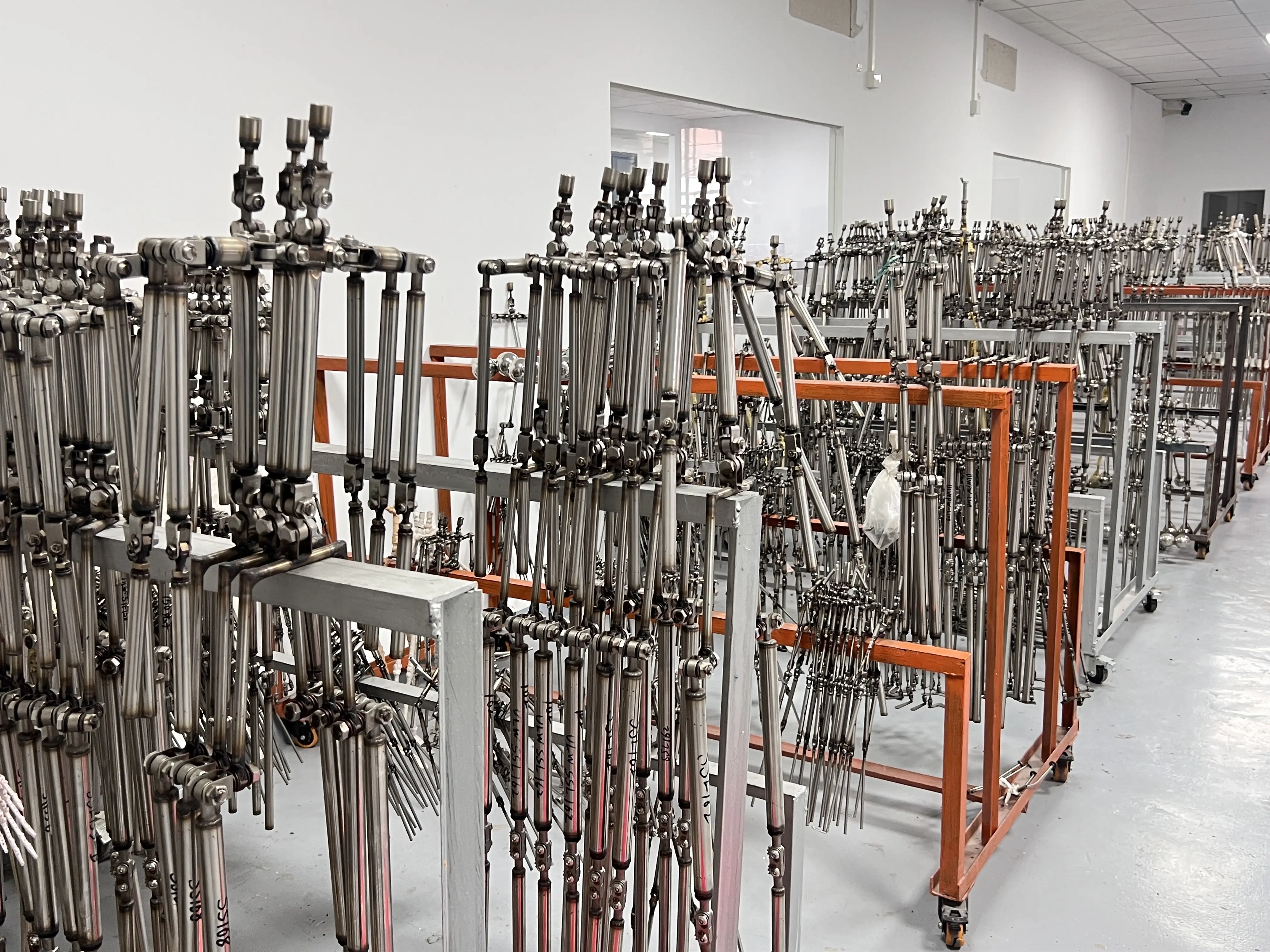 Metal skeleton systems used in full-size artificial doll production